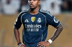 社区盾赛后走向成谜，尤文图斯战术微调，话题不断，年轻球员得到机会(尤文图斯各赛季球衣)-ewc在线入口